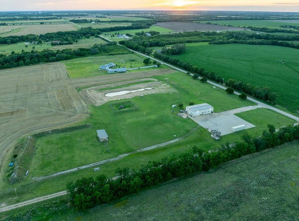6415 W 95th St S, Clearwater, KS 67026