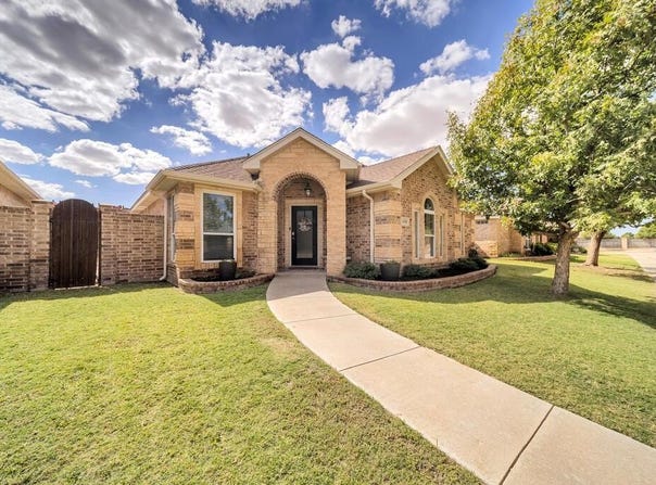 6908 Pinecrest Ave., Odessa, TX 79765