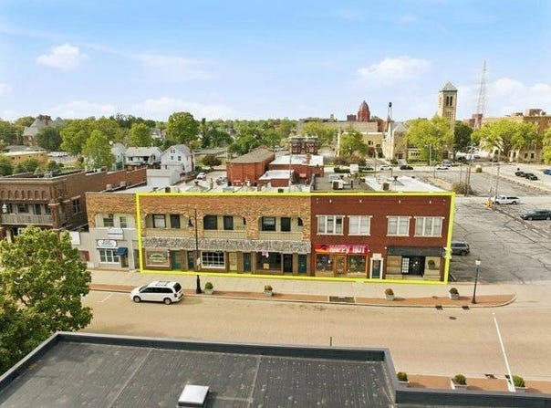 228 W MAIN ST, DECATUR, IL 62523