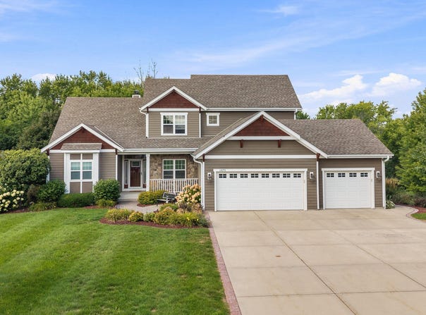 1875 Highland Ct, Slinger, WI 53086