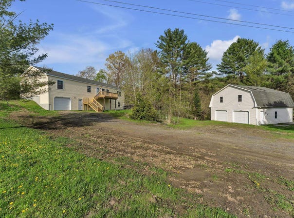 2040 S Walden Road, Cabot, VT 05647