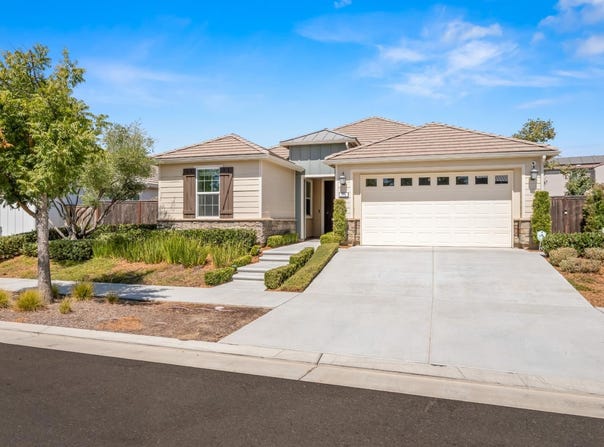 715 Harvest Drive, Madera, CA 93636