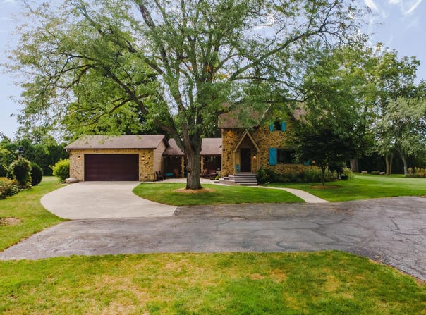 1122 Somerlot Hoffman Road E, Marion, OH 43302