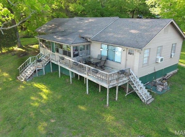 227 Walleye ln, Doniphan, MO 63935
