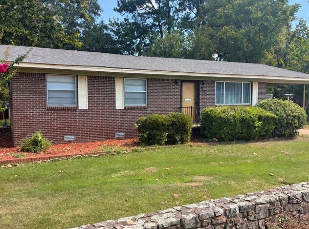 904 N Moose Street, Morrilton, AR 72110