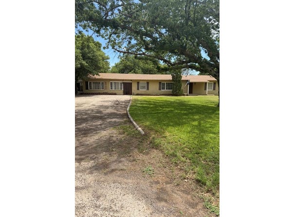 2332 Bainbridge Dr, Odessa, TX 79762