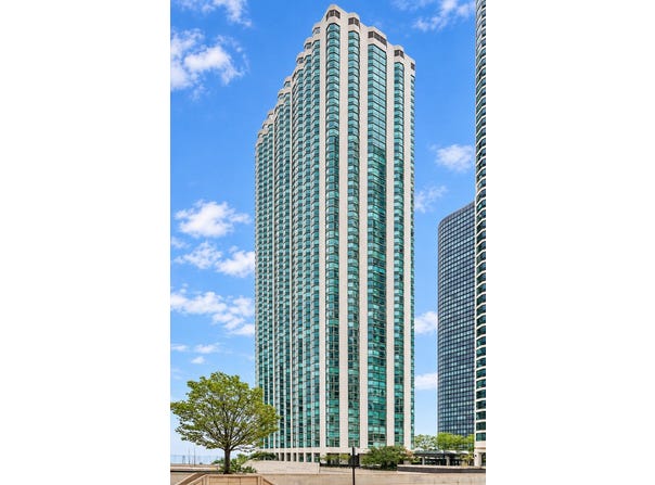 Chicago, IL 60601