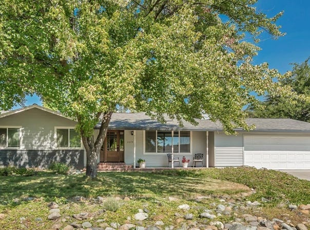 2279 Belle Ave., Yreka, CA 96097
