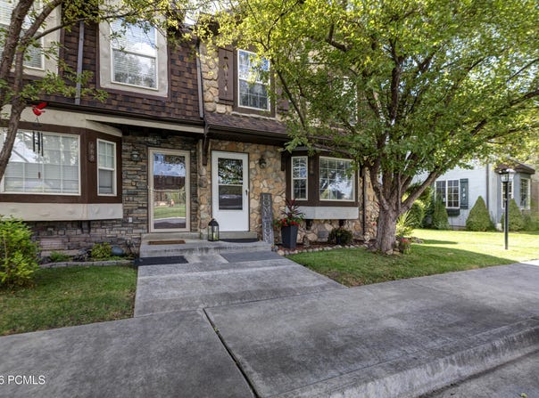 886 N Hamlet Circle, Midway, UT 84049