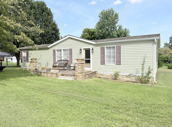 4265 Willailla Road, Brodhead, KY 40409