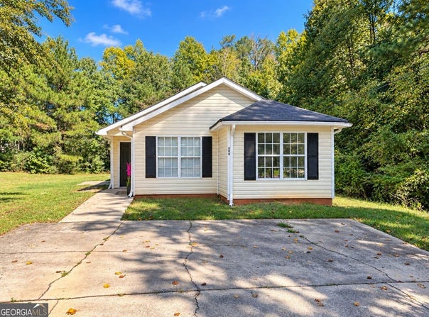 200 Pine Ridge Drive, Carrollton, GA 30117