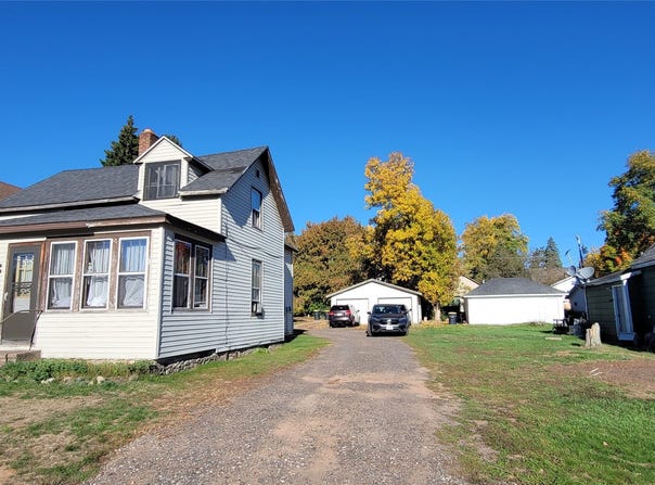 15920 Second St, Hayward, WI 54843