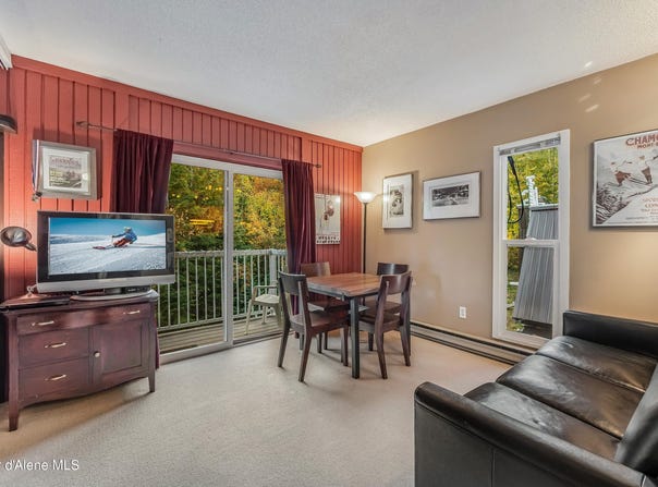 495 Northwest Passage, Sandpoint, ID 83864