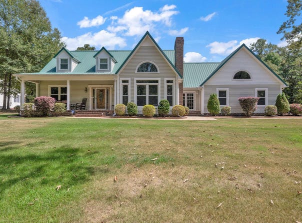 2103 OVERBROOK CIR, Jasper, AL 35504