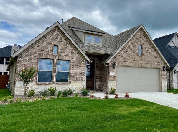 394 Willie's Court, Whitesboro, TX 76273