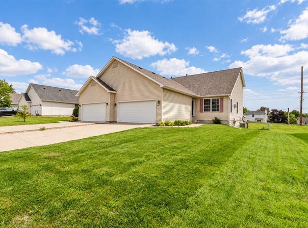 603 Wildberry Drive, Normal, IL 61761