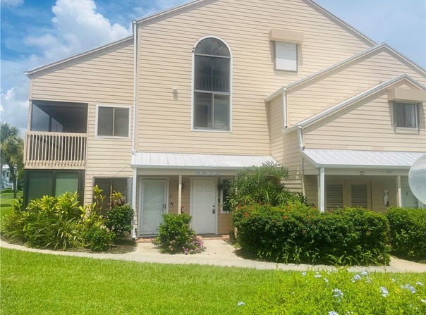9632 Riverside Drive, Sebastian, FL 32958
