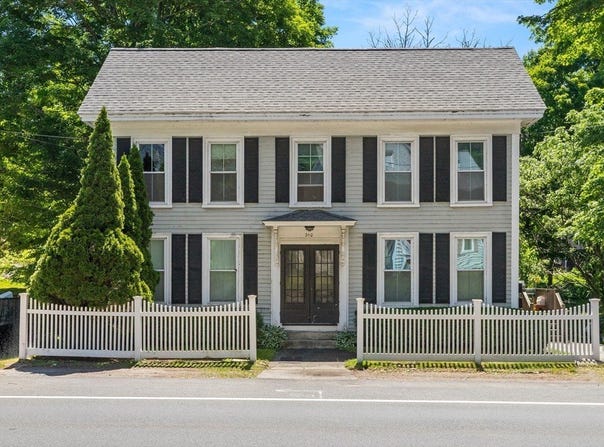 260 Main St, Groveland, MA 01834