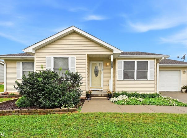 616 French St., Carson, IA 51525