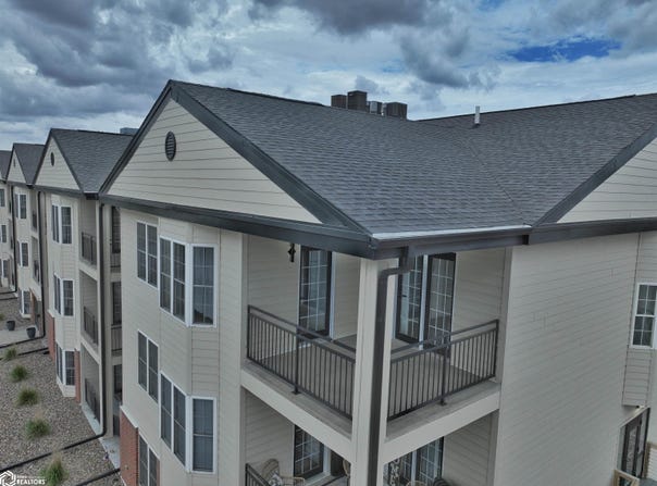 209 W jefferson Street Unit 17, Winterset, IA 50273