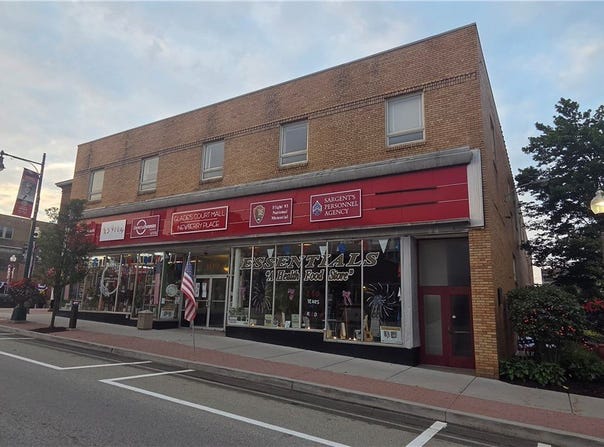 109 W Main St, Somerset Boro, PA 15501