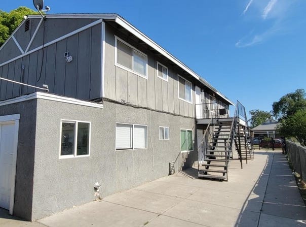 2025 E White Avenue, Fresno, CA 93701