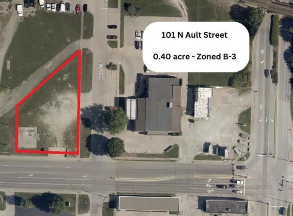 101 N Ault St, Moberly, MO 65270