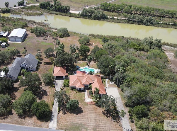 39574 PALM DR., BAYVIEW, TX 78566