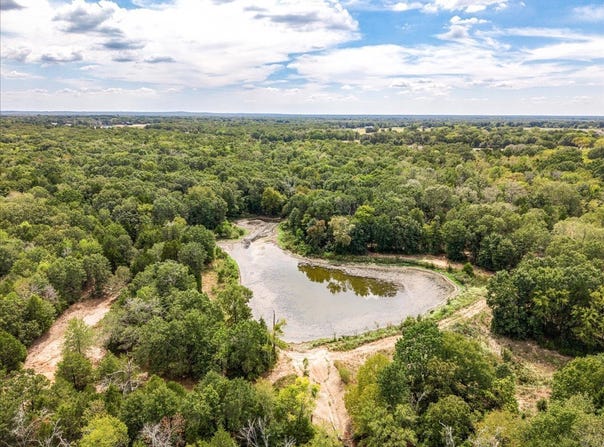 10740 N Us-175, Athens, TX 75751
