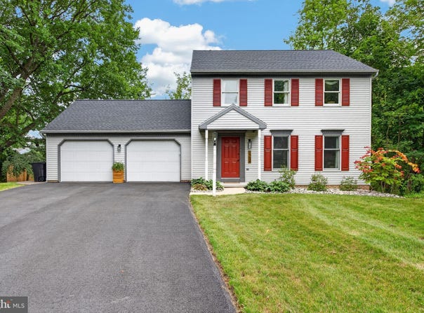 1704 DRUMMERS Lane, LANCASTER, PA 17603