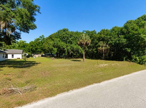 SE 102ND CT, BELLEVIEW, FL 34420