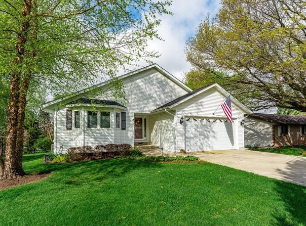 1261 LAKE SUMMERSET Road, LAKE SUMMERSET, IL 61019