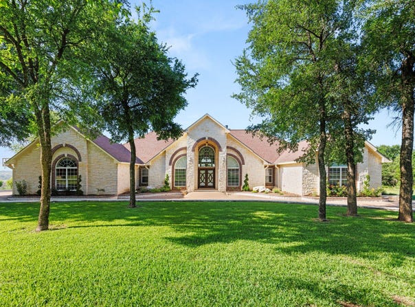 314 Cresthill Circle, Valley Mills, TX 76689