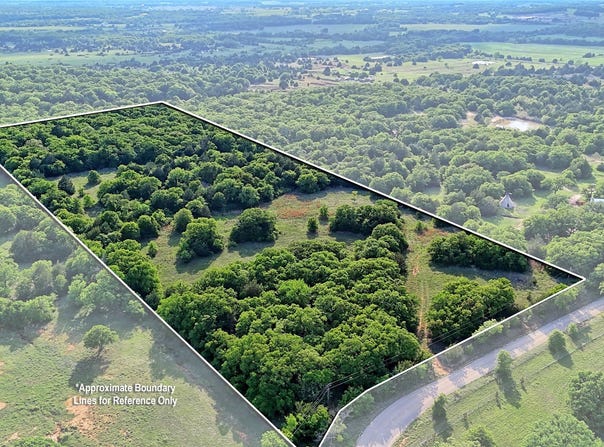 3952 Lake Valley Rd, Sunset, TX 76270
