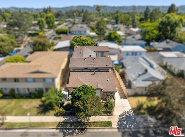 13444 Burbank Blvd, Sherman Oaks, CA 91401