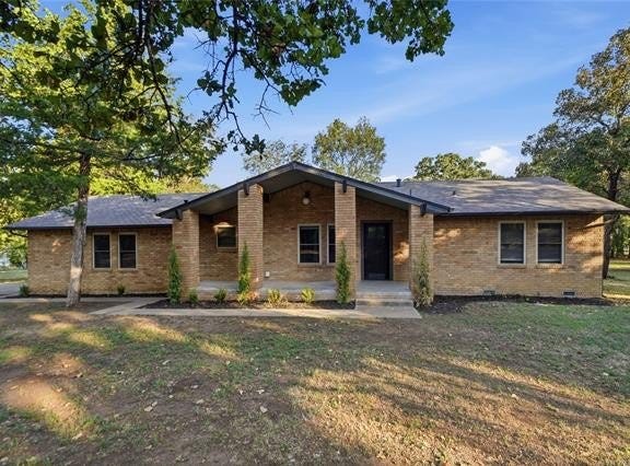 11265 Ferguson Road, Beggs, OK 74421