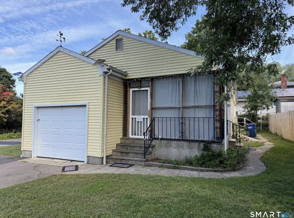 21 7th Street, Ansonia, CT 06401