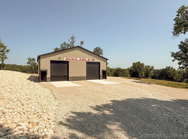 163 Hwy 135, Laurie, MO 65037