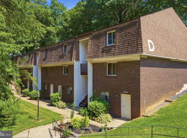 411-D10 STILES Avenue, MAPLE SHADE, NJ 08052