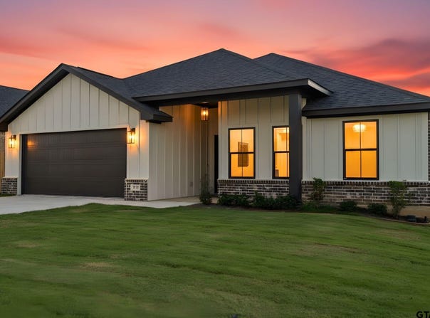 16517 Crossing Circle, Lindale, TX 75771