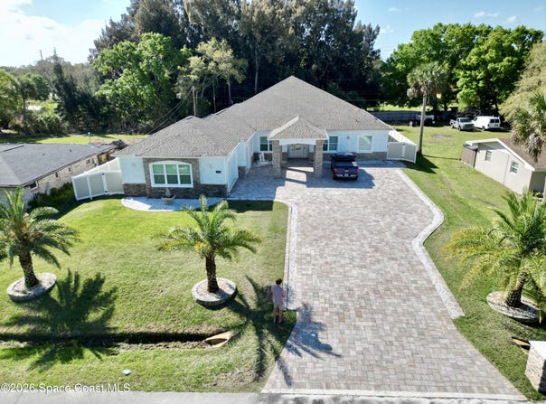 369 Tolley Avenue, Melbourne, FL 32934