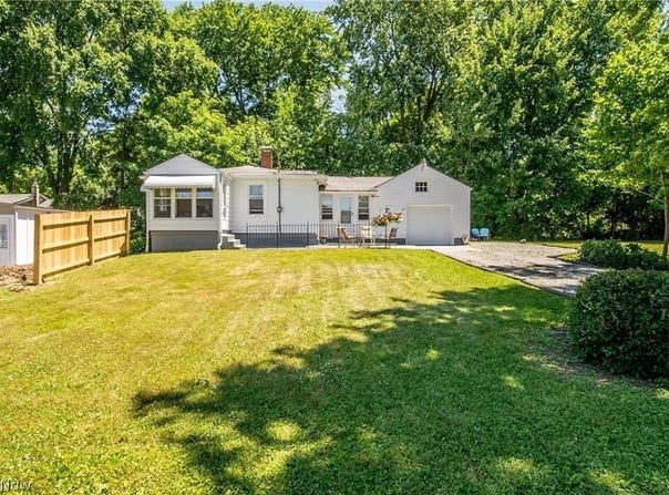 110 Boardman Boulevard, Boardman, OH 44512