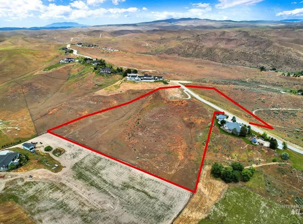 5487 N Willean Ln, Eagle, ID 83616