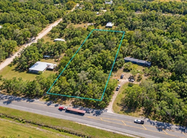 LITHIA PINECREST Road, VALRICO, FL 33596