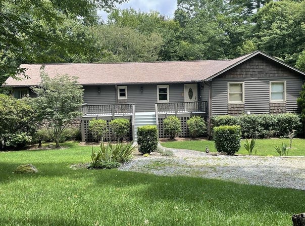2128 Yellow Mountain Rd, Cullowhee, NC 28723