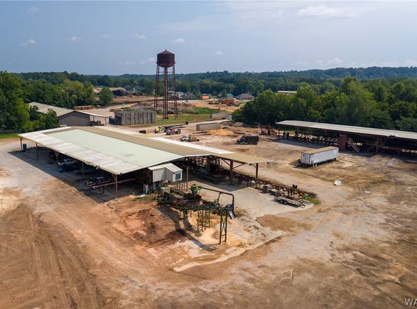 374 Mill St, Centreville, AL 35042