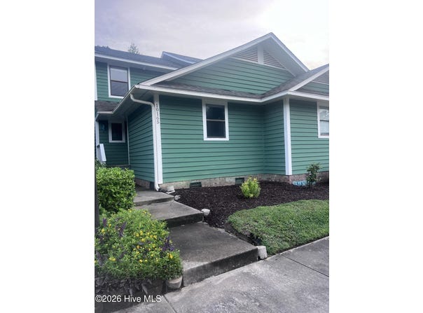 10165 Creekside Drive SE, Leland, NC 28451