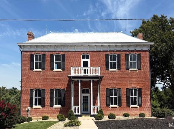 5589 Walnut Street, Augusta, MO 63332