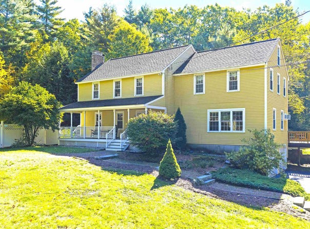 23 Williamsburg Drive, Amherst, NH 03031