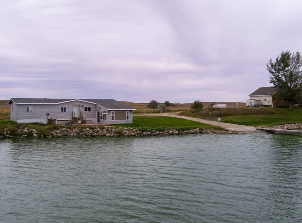 7026 436th Ave, Webster, SD 57274